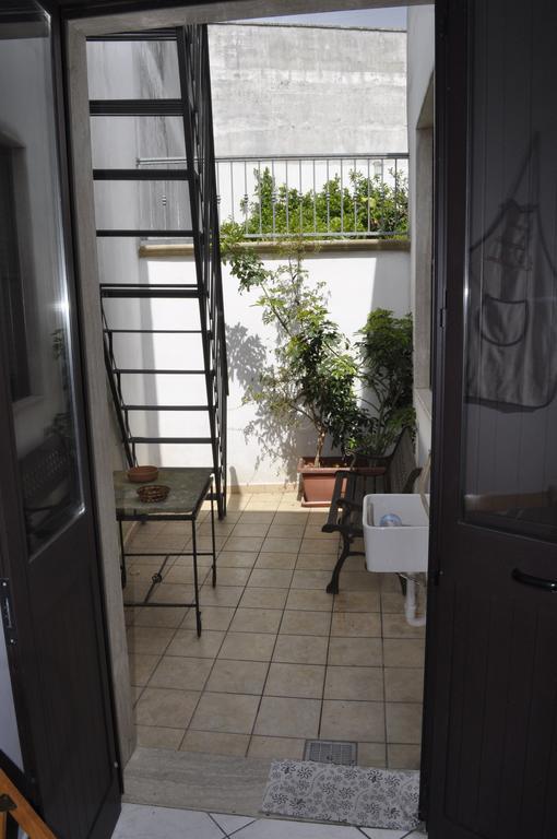 Casa Vacanza L'Aquilone Campi Salentina Exterior photo